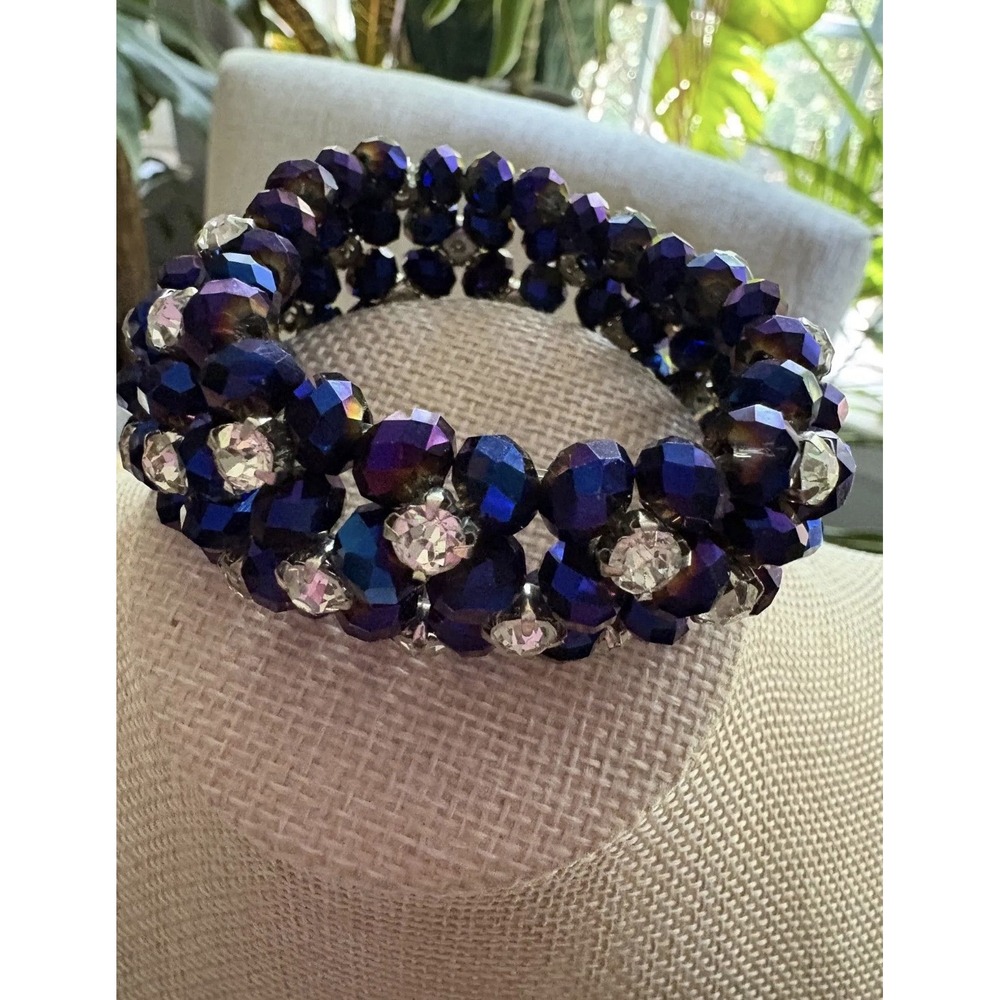 Stunning beaded iridescent blue purple with rhinestone stretch vintage bracelet